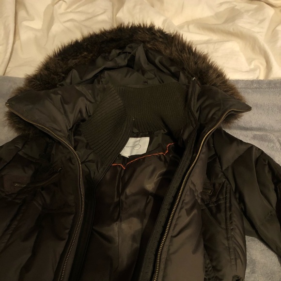 Winter Coat - Picture 3 of 4